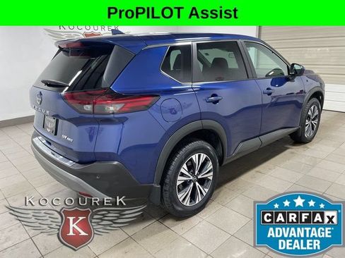 Used 2023 Nissan Rogue SV AWD/4WD image 6