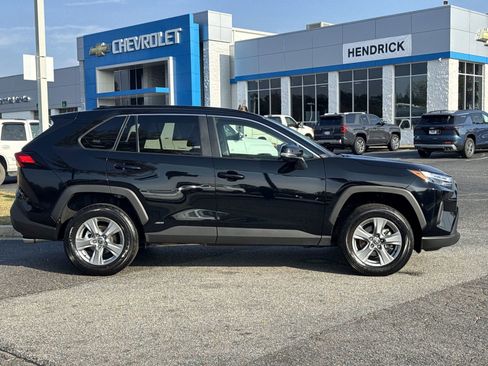 Used 2025 Toyota RAV4 XLE image 11