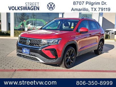 Certified 2022 Volkswagen Taos SE w/ Panoramic Sunroof Package