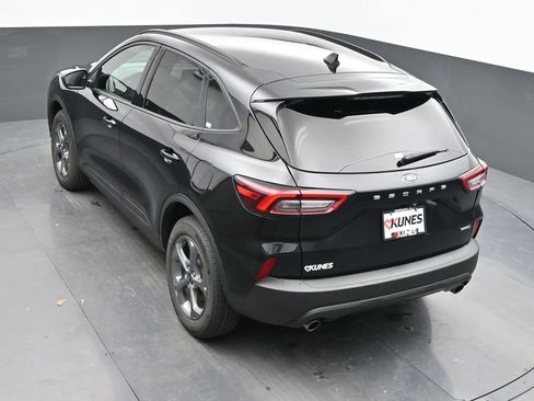 Used 2025 Ford Escape ST-Line image 18