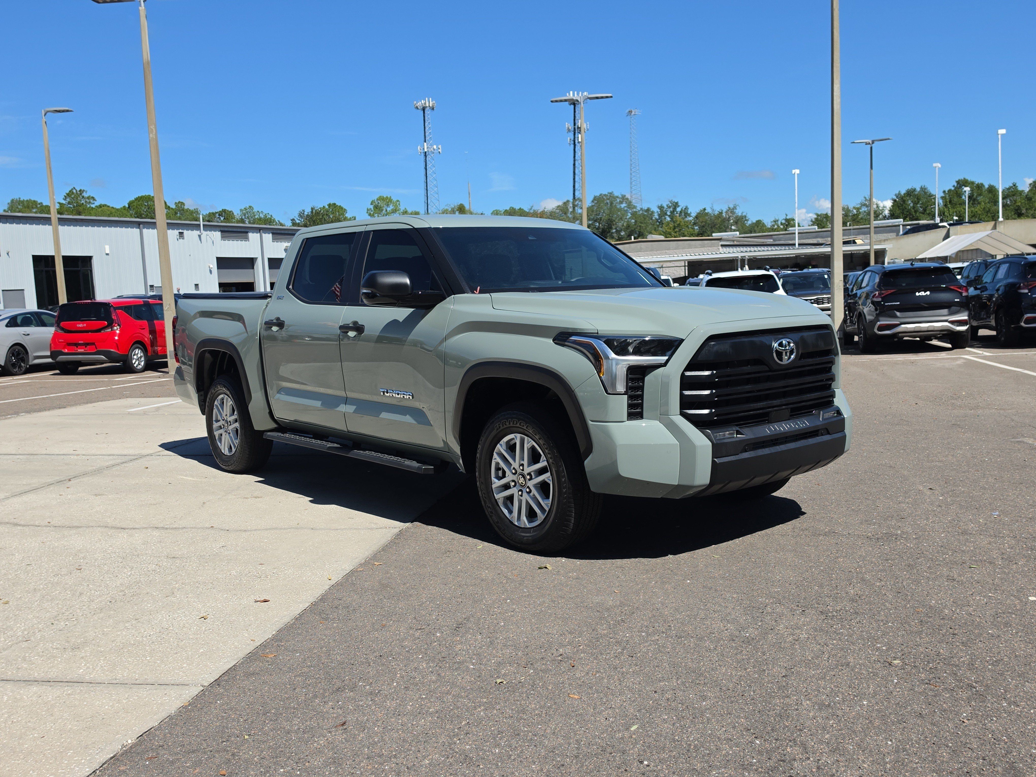 Used 2025 Toyota Tundra SR5 w/ SR5 Convenience Package AWD/4WD image 2