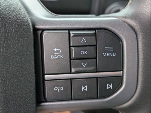 Used 2025 Ford F350 Lariat w/ Lariat Ultimate Package AWD/4WD image 19