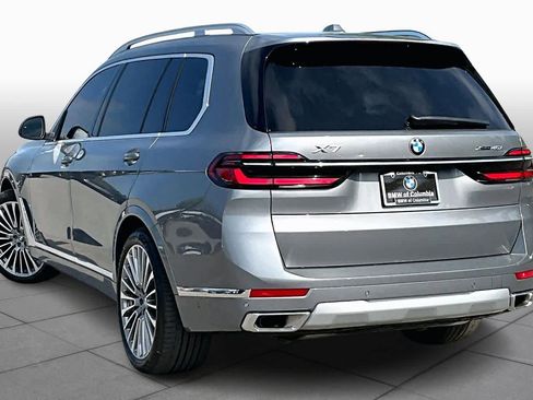 Used 2026 BMW X7 xDrive40i w/ Executive Package image 11