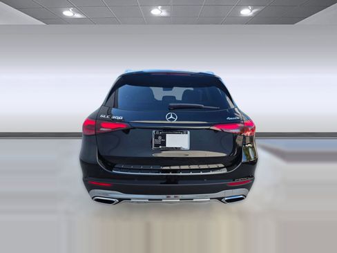 New 2026 Mercedes-Benz GLC 300 4MATIC image 9