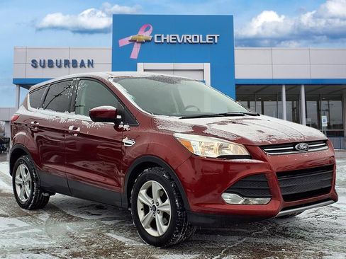 Used 2016 Ford Escape SE image 3