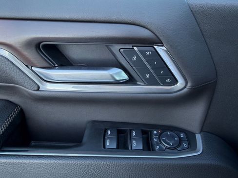 Used 2025 GMC Sierra 2500 Denali w/ Denali Reserve Package image 16