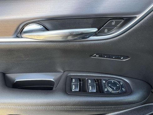 Used 2024 Cadillac XT6 Luxury w/ LPO, Floor Liner Package image 21