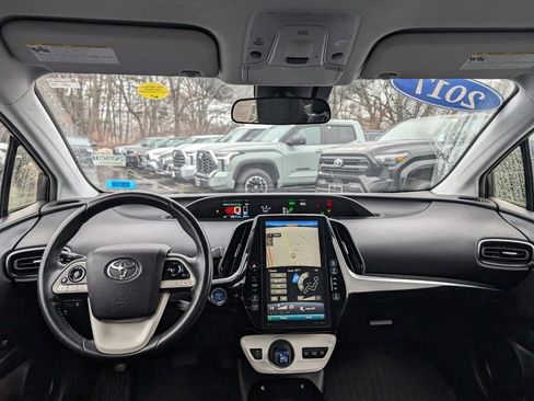Certified 2017 Toyota Prius Prime Premium image 21