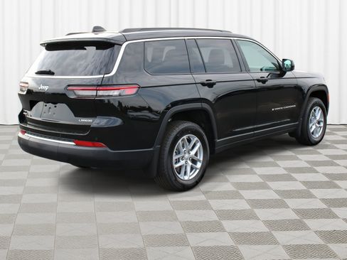 New 2025 Jeep Grand Cherokee L Laredo w/ Luxury Tech Group I image 31