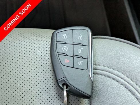 Used 2023 GMC Yukon SLT w/ SLT Premium Package RWD image 30