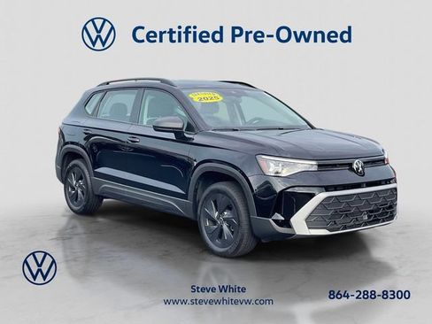 Used 2025 Volkswagen Taos S FWD image 1