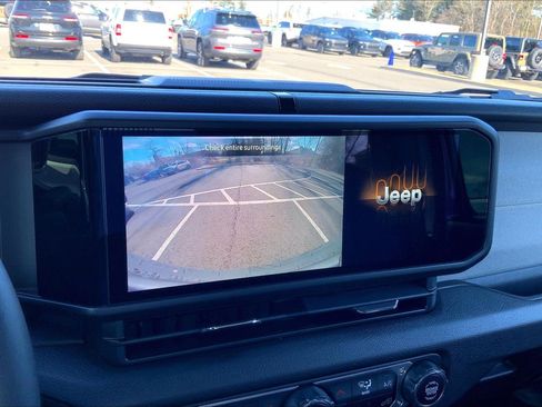 Certified 2024 Jeep Wrangler Sport S image 26