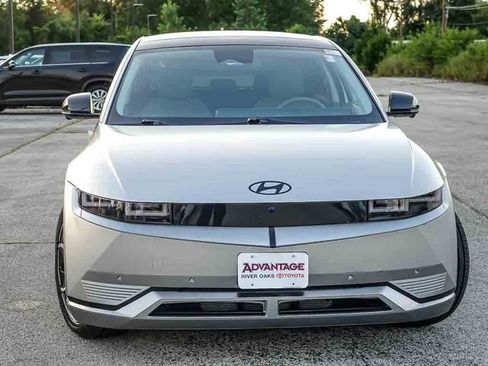 Used 2024 Hyundai Ioniq 5 Limited AWD/4WD image 3