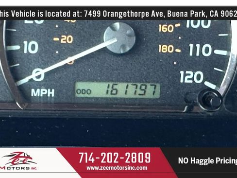 Used 2006 Toyota Sequoia SR5 AWD/4WD image 26