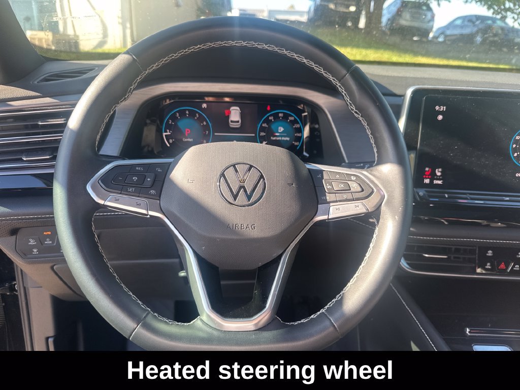 Used 2024 Volkswagen Atlas Cross Sport SE w/ Panoramic Sunroof Package FWD image 15