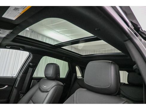 Certified 2025 Cadillac XT5 Premium Luxury image 35