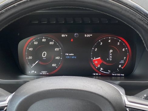 Used 2018 Volvo XC90 T6 Momentum w/ Convenience Package AWD/4WD image 22