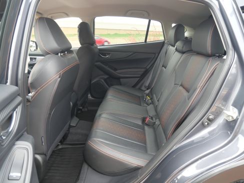 Used 2022 Subaru Crosstrek 2.5i Limited w/ Popular Package #4 image 9