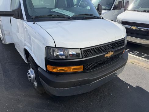 New 2026 Chevrolet Express 3500 w/ Power Convenience Package RWD image 3