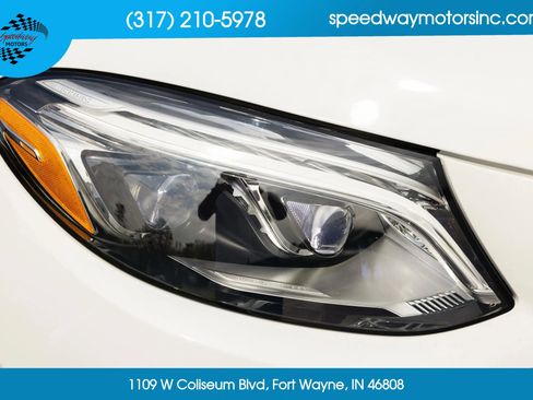 Used 2019 Mercedes-Benz GLE 400 4MATIC image 9