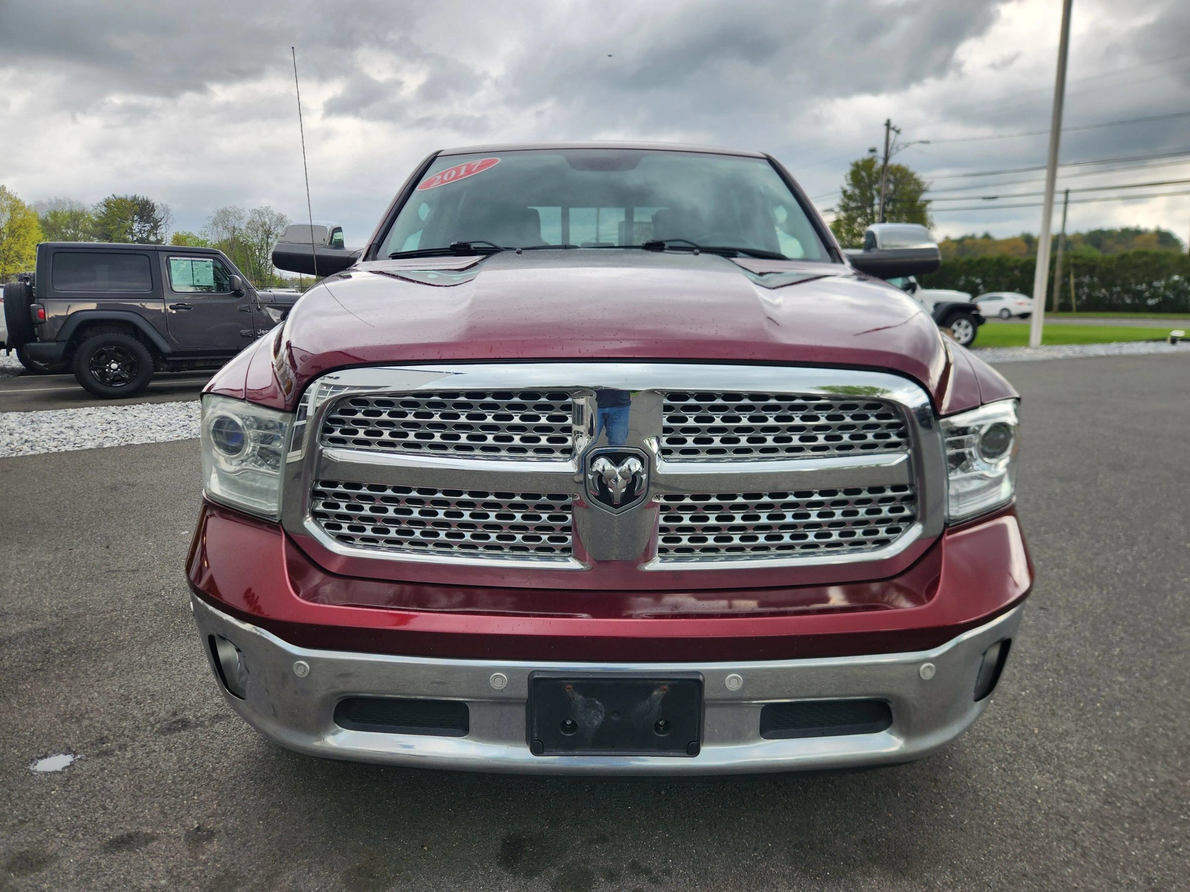 Used 2017 RAM 1500 Laramie w/ Convenience Group AWD/4WD image 42