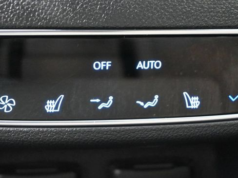 Used 2026 Genesis GV70 3.5T Sport Prestige AWD/4WD image 21