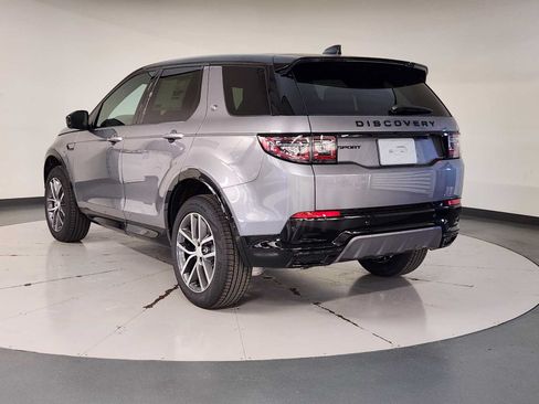 New 2026 Land Rover Discovery Sport Landmark AWD/4WD image 6