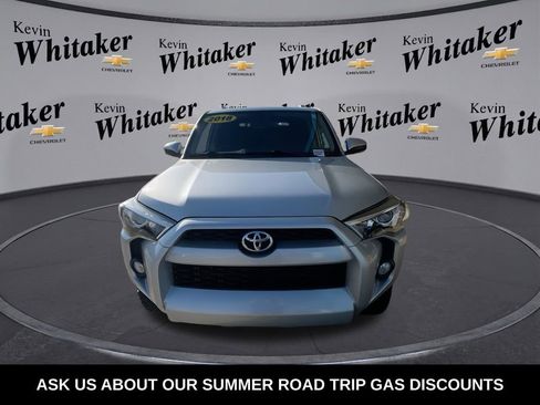 Used 2018 Toyota 4Runner SR5 RWD image 3