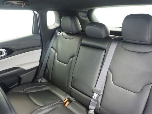 New 2026 Jeep Compass Limited image 28