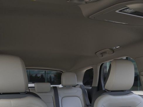 New 2026 Lincoln Corsair Premiere FWD image 22