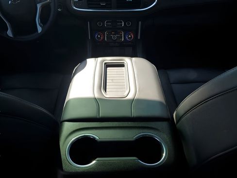 Used 2023 Chevrolet Tahoe Z71 w/ Luxury Package image 22