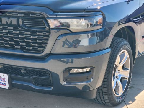 New 2026 RAM 1500 Express image 9