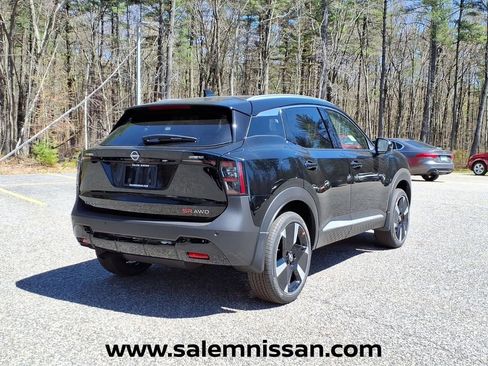 New 2026 Nissan Kicks SR w/ SR Premium Package AWD/4WD image 7