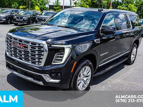 Used 2025 GMC Yukon XL Denali image 15