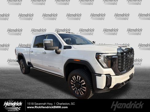 Used 2024 GMC Sierra 3500 Denali Ultimate AWD/4WD image 1