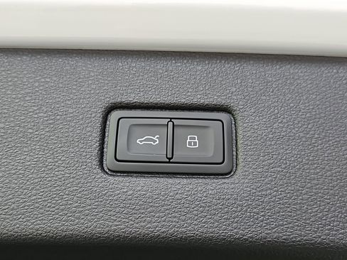 New 2026 Audi Q7 3.0T Premium Plus image 16