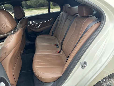 Used 2021 Mercedes-Benz E 350 Sedan image 12