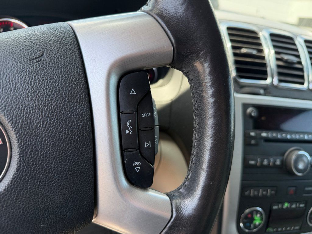 Used 2012 GMC Acadia SLT AWD/4WD image 18