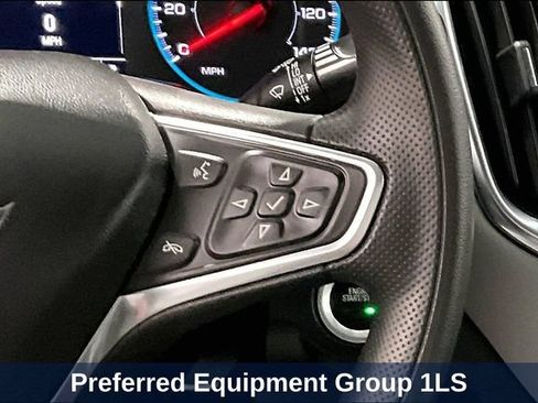 Used 2023 Chevrolet Equinox LS AWD/4WD image 16