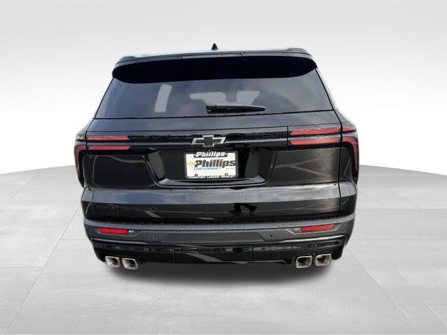 Used 2025 Chevrolet Traverse LT w/ Midnight/Sport Edition AWD/4WD image 11