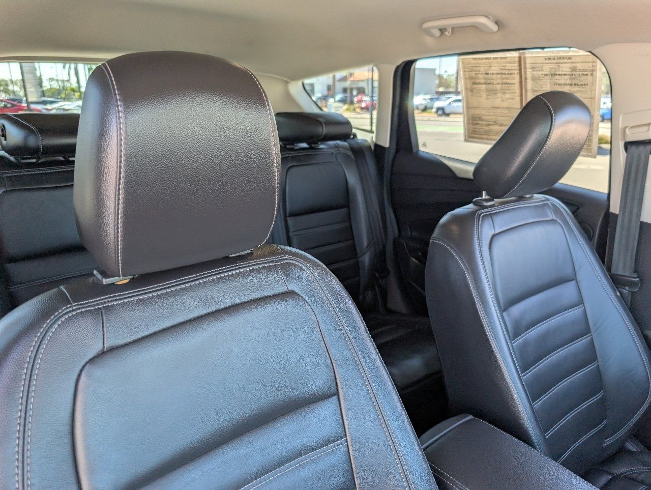 Used 2019 Ford Escape Titanium FWD image 3