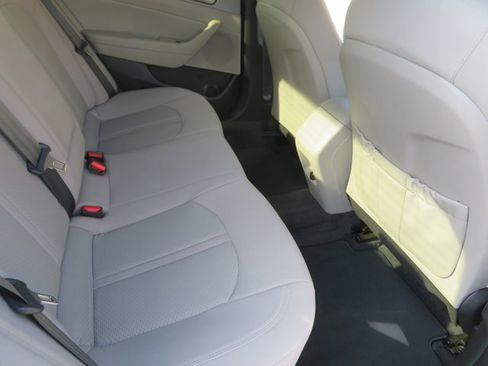 Used 2018 Hyundai Sonata SEL w/ Cargo Package image 15