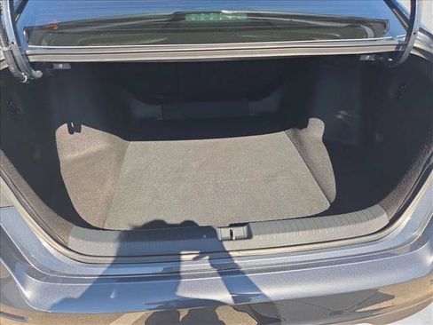 Used 2024 Honda Accord EX image 6