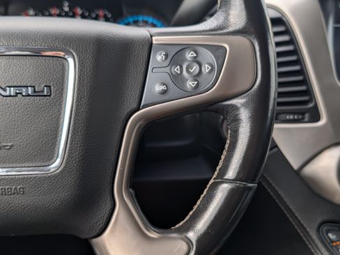 Used 2019 GMC Yukon XL Denali AWD/4WD image 28