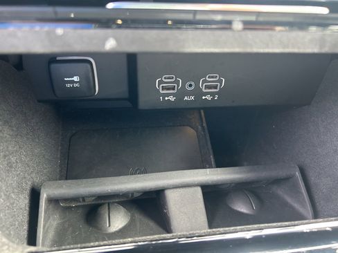 Used 2024 Jeep Wagoneer Series II AWD/4WD image 43