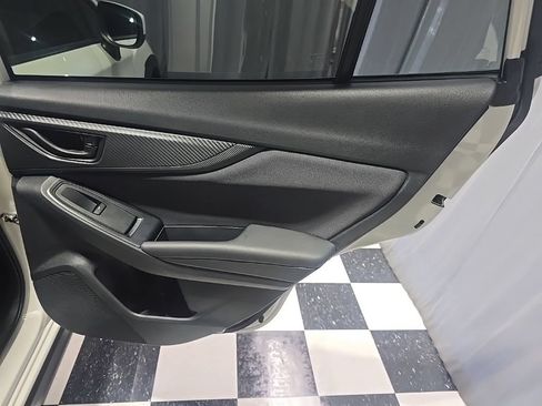 Used 2021 Subaru Crosstrek 2.0i Premium w/ Moonroof Package AWD/4WD image 8