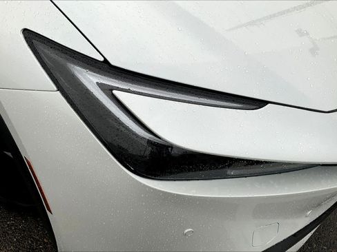 New 2026 Toyota Prius Plug-In Hybrid image 13