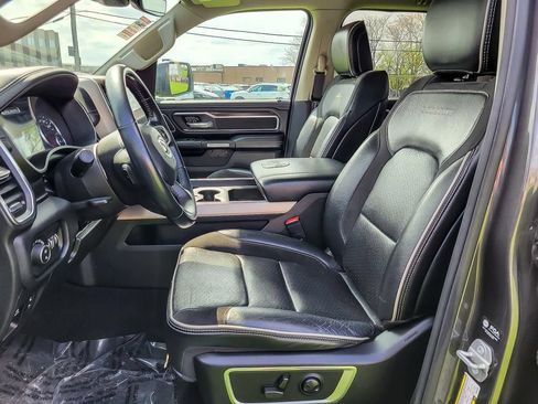 Used 2022 RAM 1500 Laramie AWD/4WD image 8
