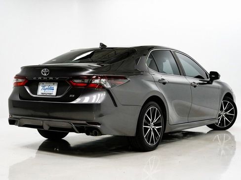 Used 2021 Toyota Camry SE image 27