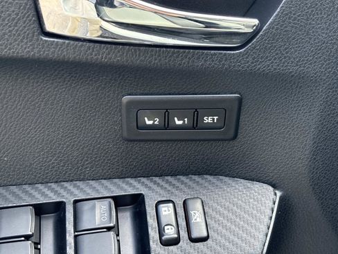 Used 2015 Toyota RAV4 Limited FWD image 13